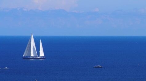 Blue-sailing